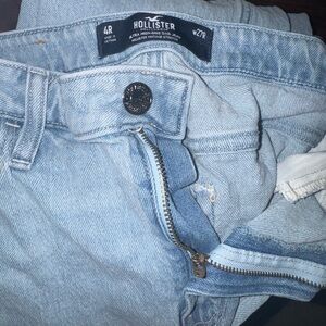 womens hollister jeans 🌊